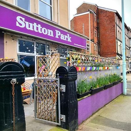 Sutton Park Guest House Blackpool Eksteriør billede
