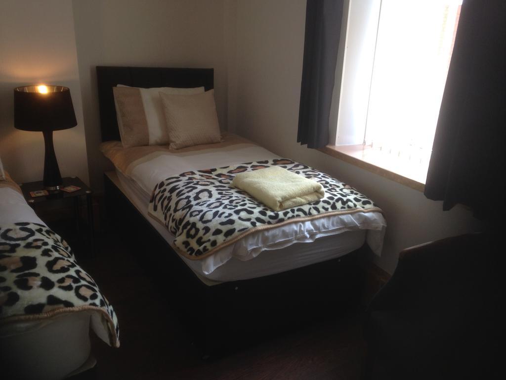 Sutton Park Guest House Blackpool Eksteriør billede